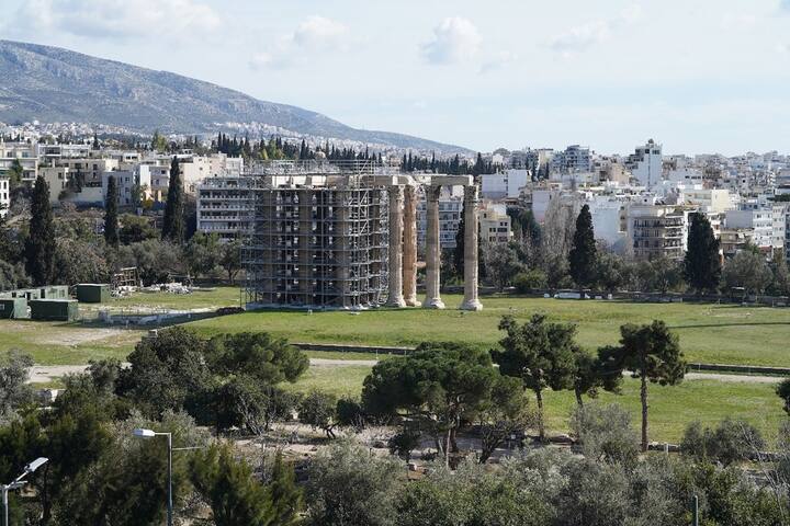Marvelous apartment in Plaka gallery image 4
