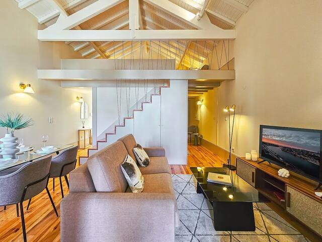 Wood Haven Luxury Duplex Downtown Porto with A/c