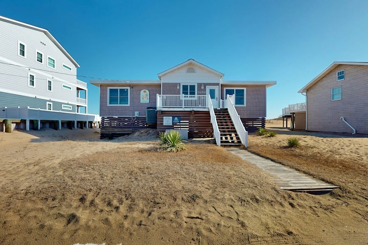 Spacious Oceanfront Oasis With Grill & Wifi - Virginia Beach, VA