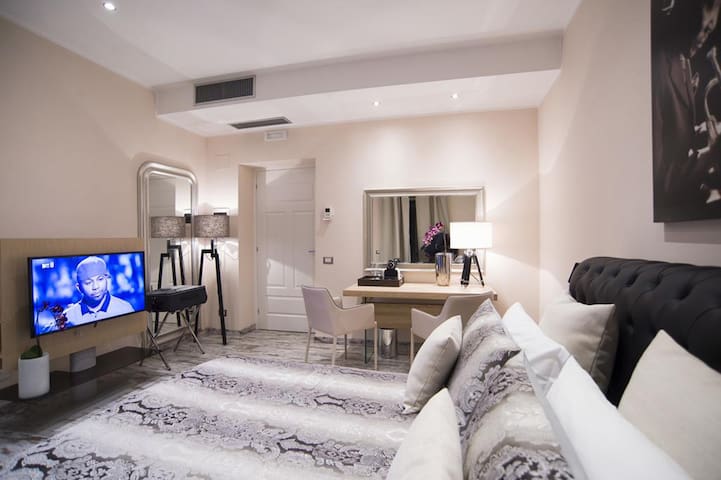 Appartamento Colonna 18 by GHOR