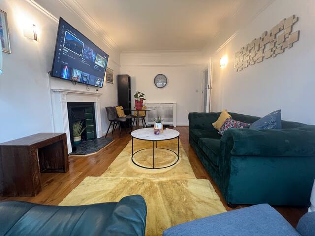 Elegant 2-Bedroom Apartment Marylebone High Street gallery image 3