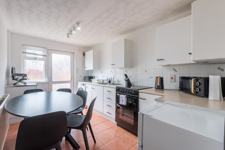 Bright 3br Home In Central Belfast - 貝爾法斯特