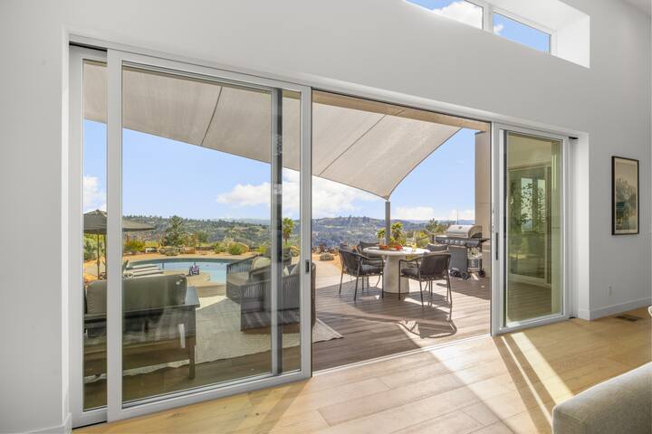 Sunset Ridge | Luxury Wine Country Retreat