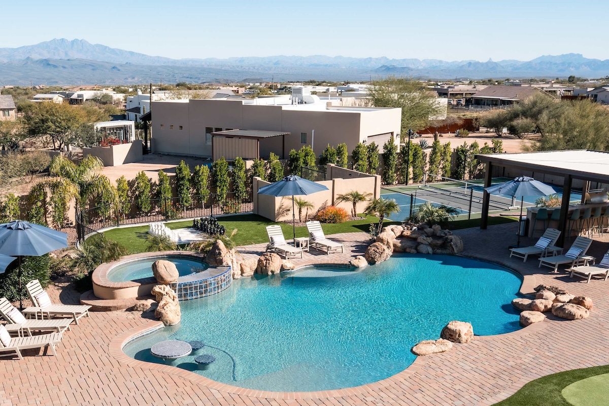 Scottsdale Rose Sleeps 40 Pool Pickleball Rooftop - Houses for