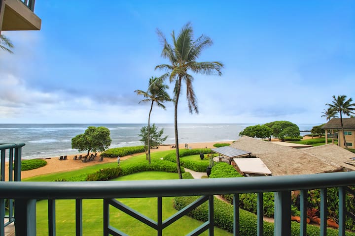 Oceanfront suite w/ Pool, Hot Tub & Water Slides!