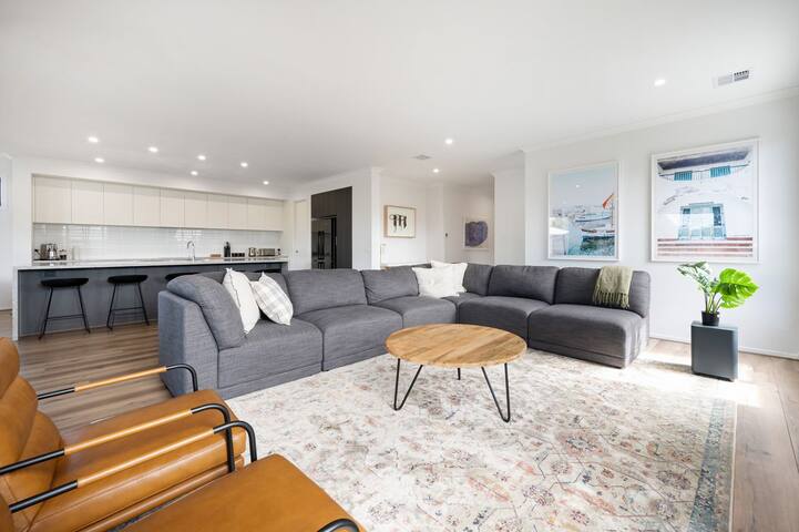 Rigby Retreat at St Leonards gallery image 5