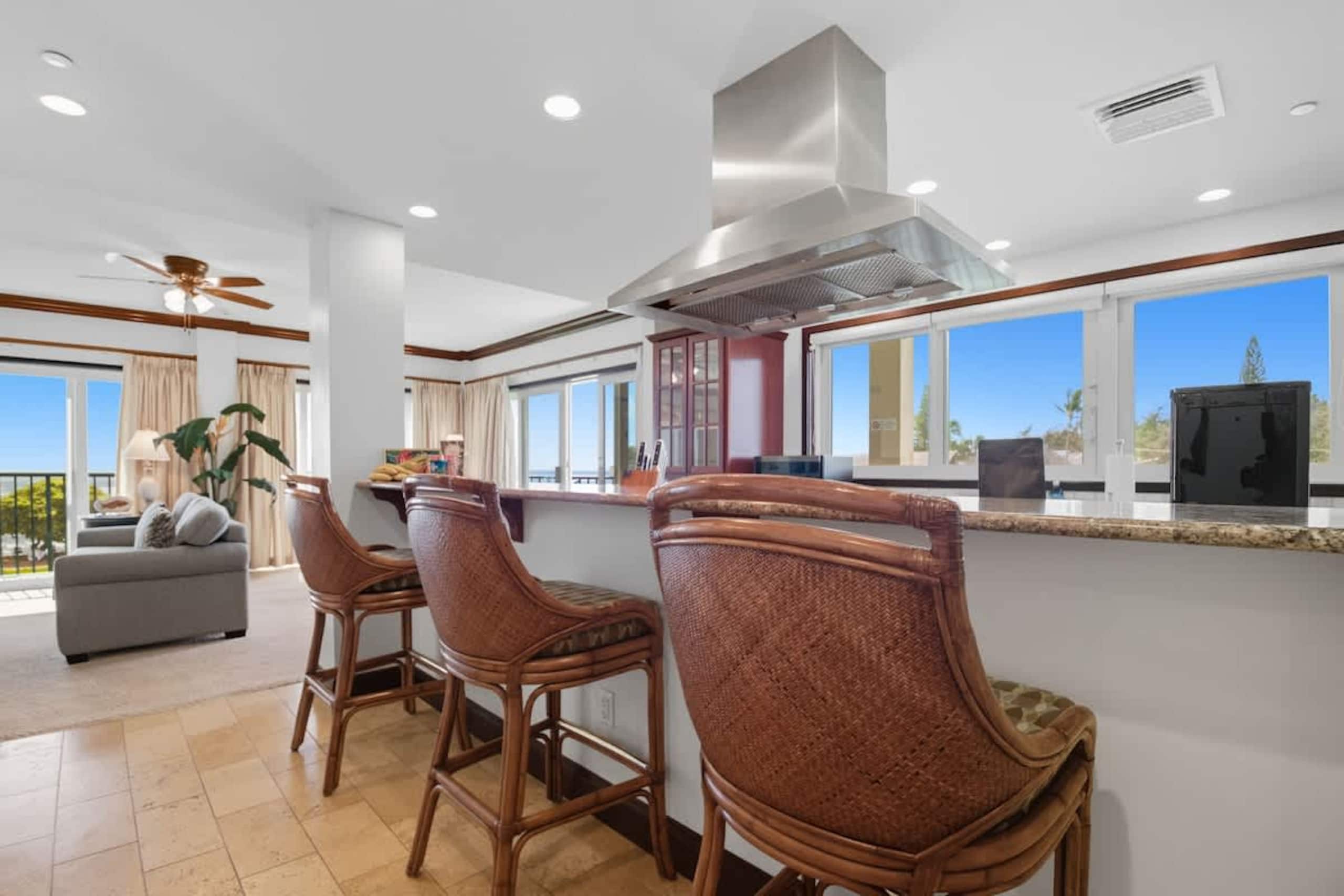 Condo in Kapaa · ★4.91 · 2 bedrooms · 3 beds · 3 baths - Image 3