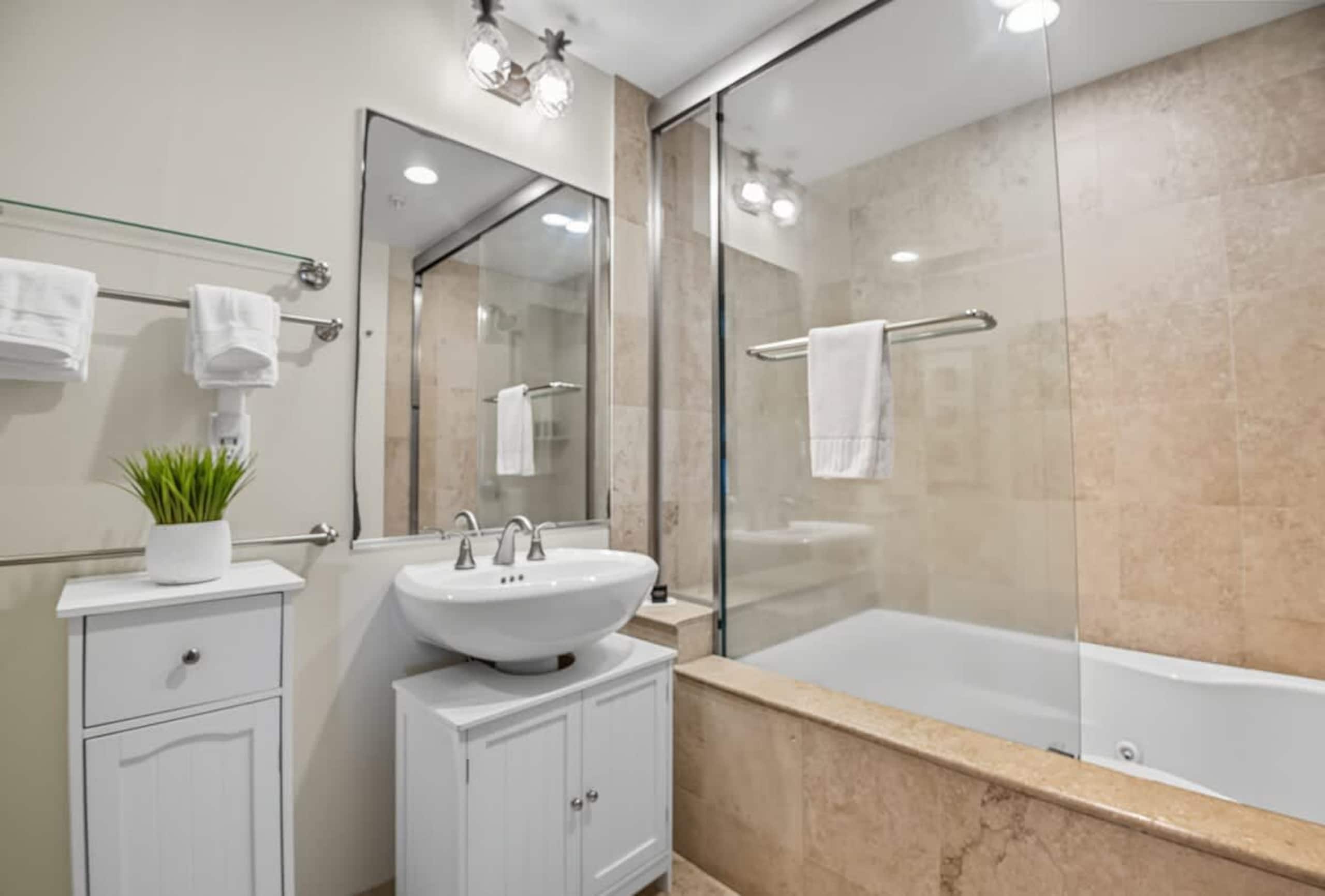 Condo in Kapaa · ★4.91 · 2 bedrooms · 3 beds · 3 baths - Image 15