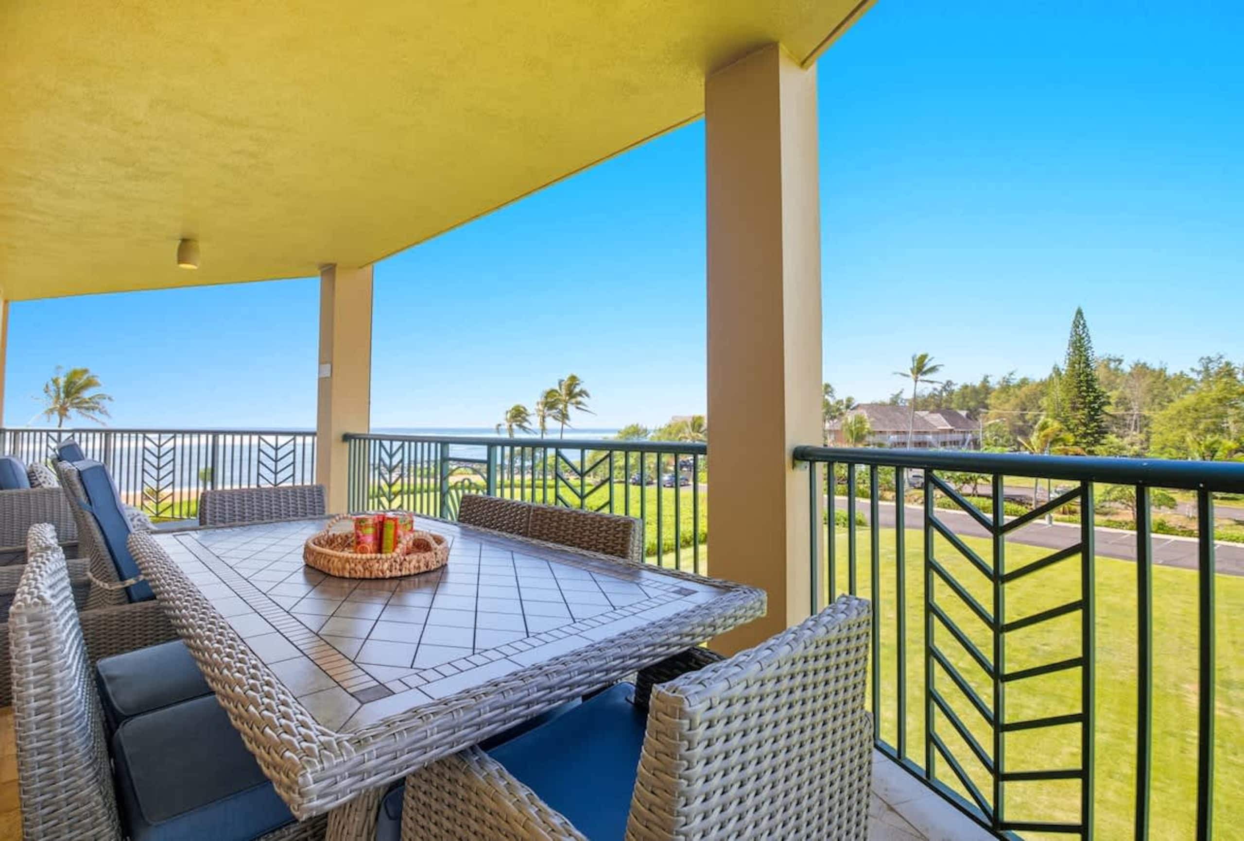 Condo in Kapaa · ★4.91 · 2 bedrooms · 3 beds · 3 baths - Image 32