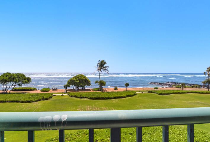 G301 Ocean View Corner Suite in Kapaa with AC!