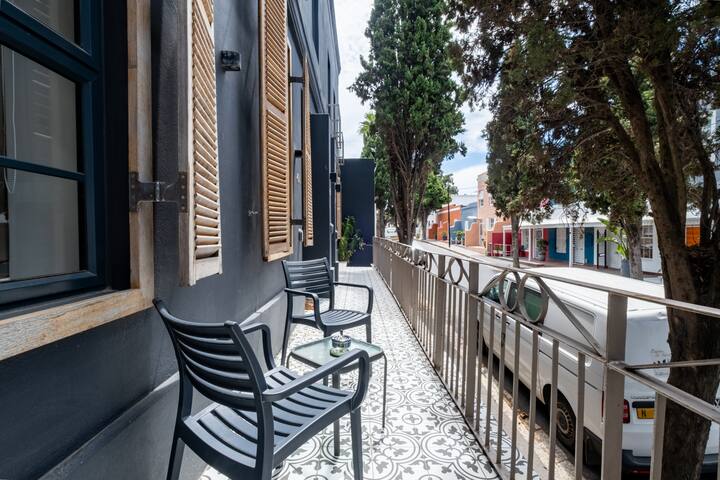 Two-Bedroom Apartment with Hot Tub in De Waterkant gallery image 5