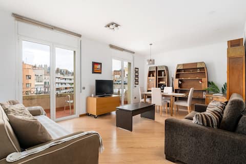 Family Apartment in Barcelona Downtown