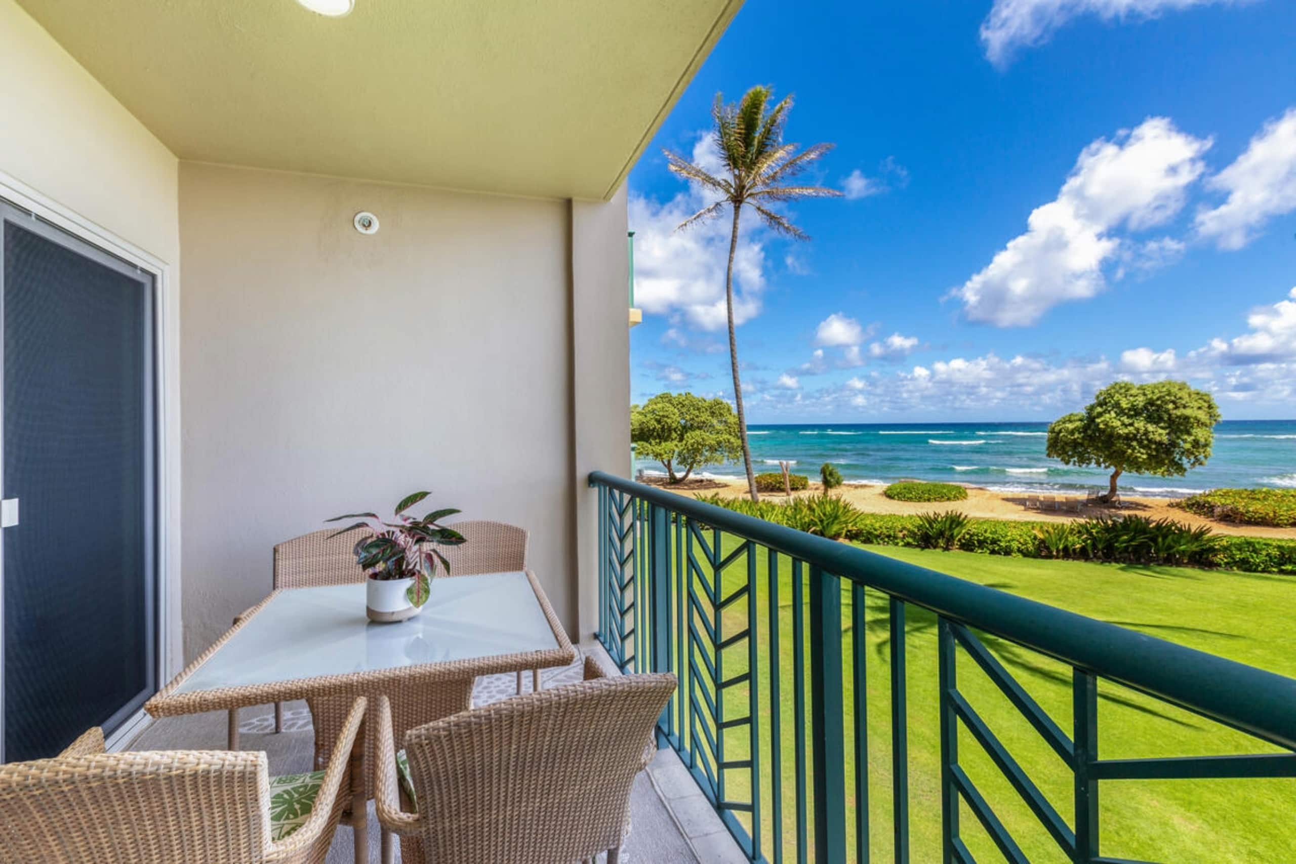 Oceanside Luxury at the Resort - Photo 15