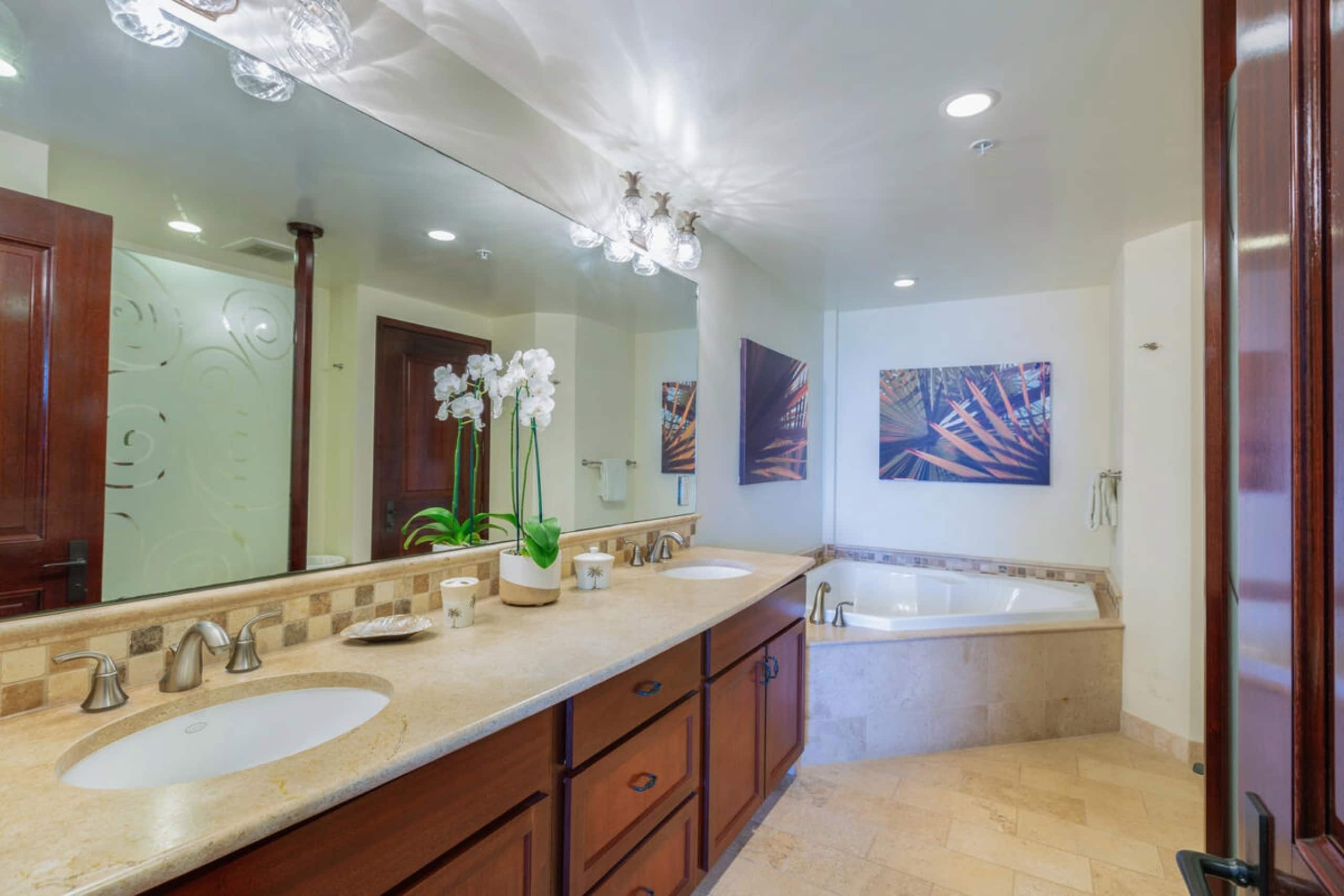 Oceanside Luxury at the Resort - Photo 13