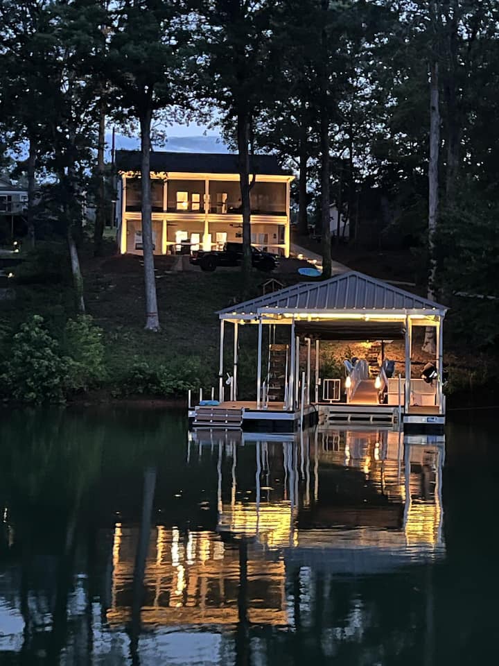 The Hideaway at Lake Hartwell - Houses for Rent in Townville