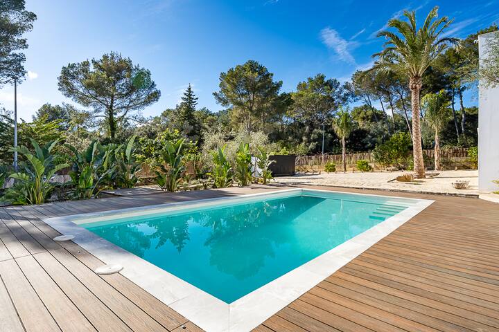 Can Toni gallery image 3