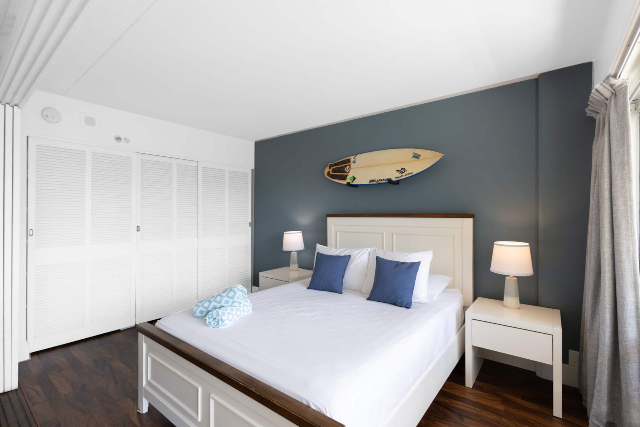 Condo in Honolulu · ★5.0 · 1 bedroom · 3 beds · 1 private bath - Image 5