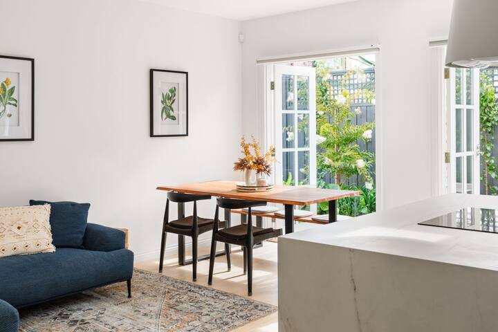 Hampton Beach Pearl gallery image 3