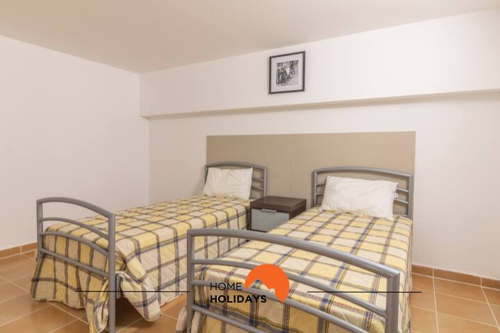 საძინებელი 4