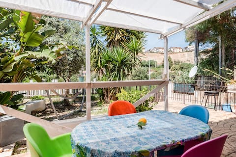Proprietà Airbnb di successo: Casa Melograno a Porto Empedocle