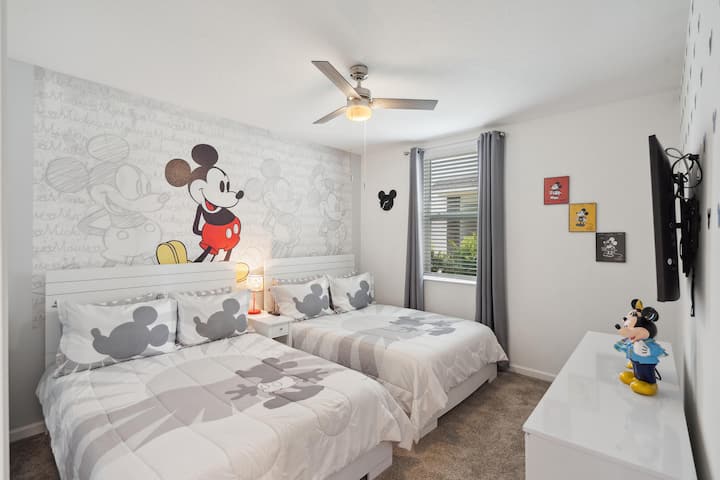 2. spavaća soba Dva bračna kreveta Smart TV od 43"