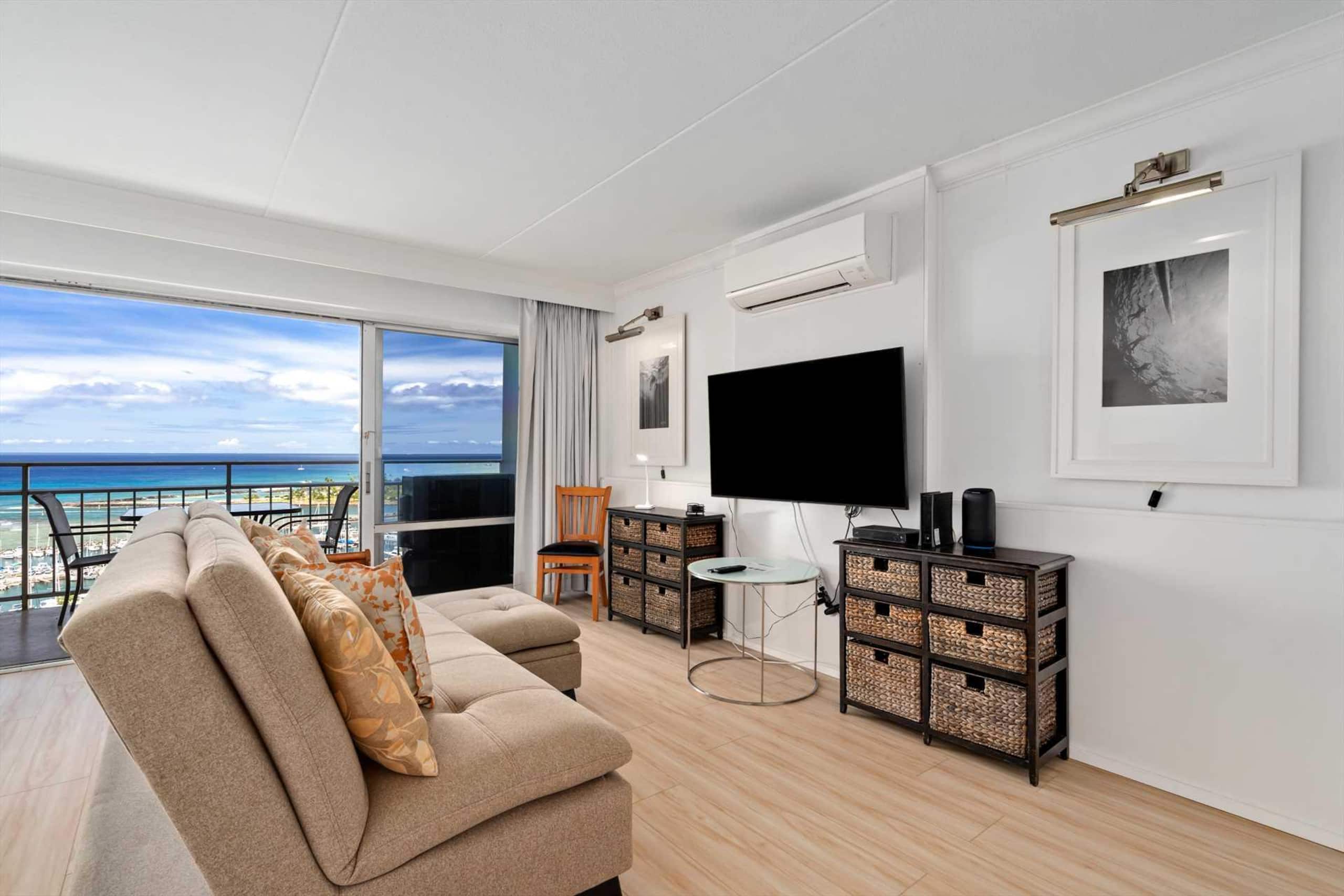 Condo in Honolulu · ★4.75 · 1 bedroom · 3 beds · 1 private bath - Image 7