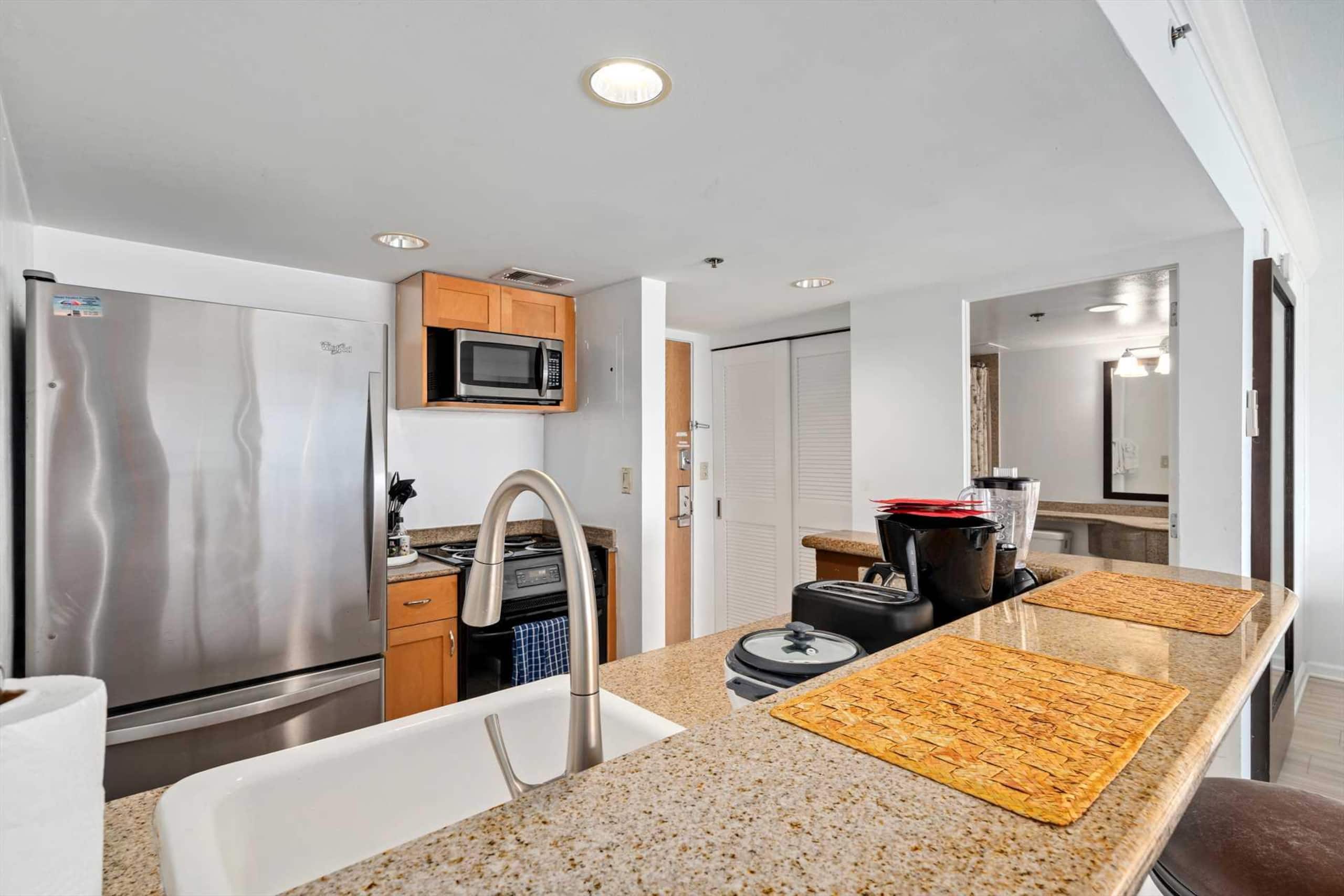 Condo in Honolulu · ★4.75 · 1 bedroom · 3 beds · 1 private bath - Image 16