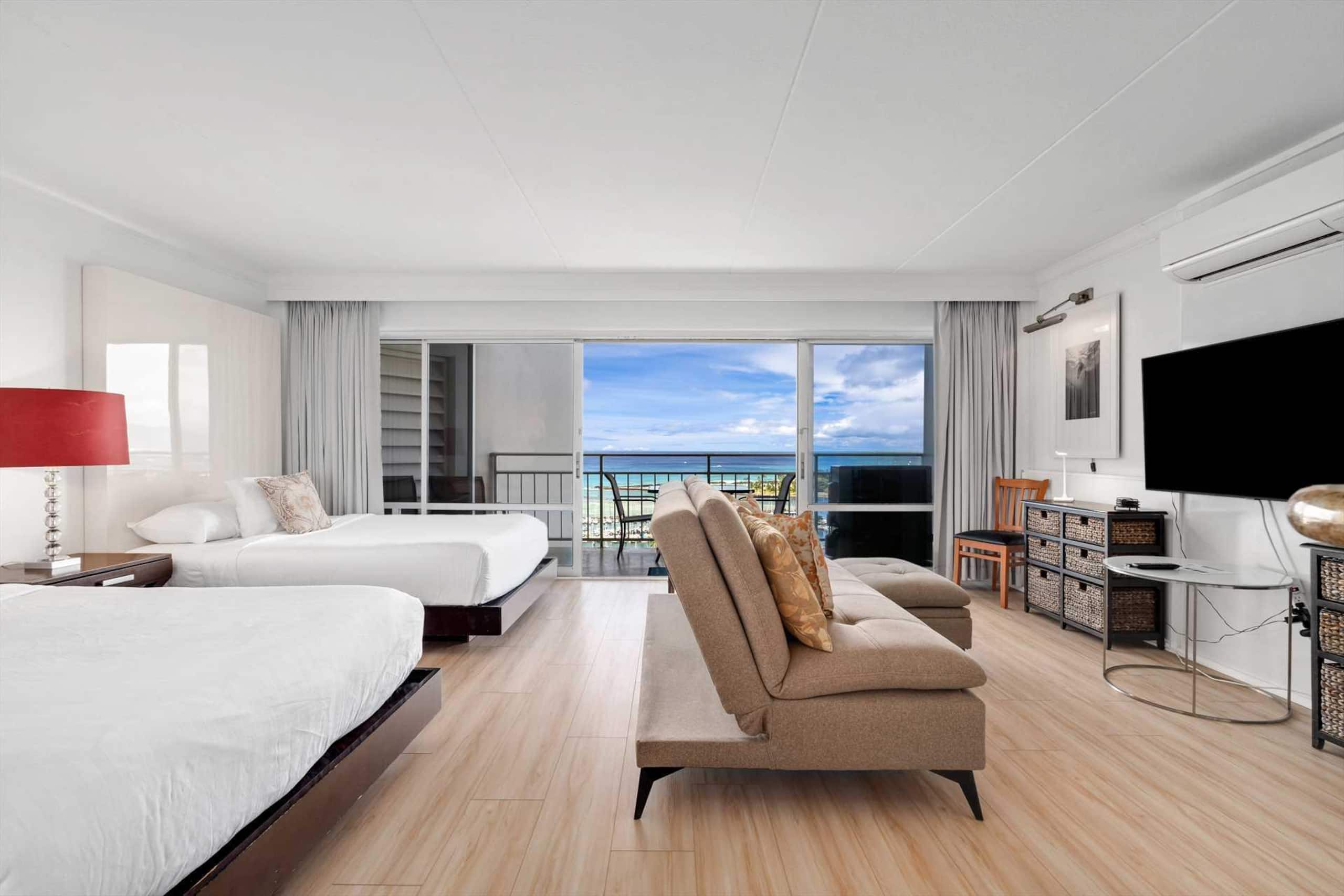 Condo in Honolulu · ★4.75 · 1 bedroom · 3 beds · 1 private bath - Image 8