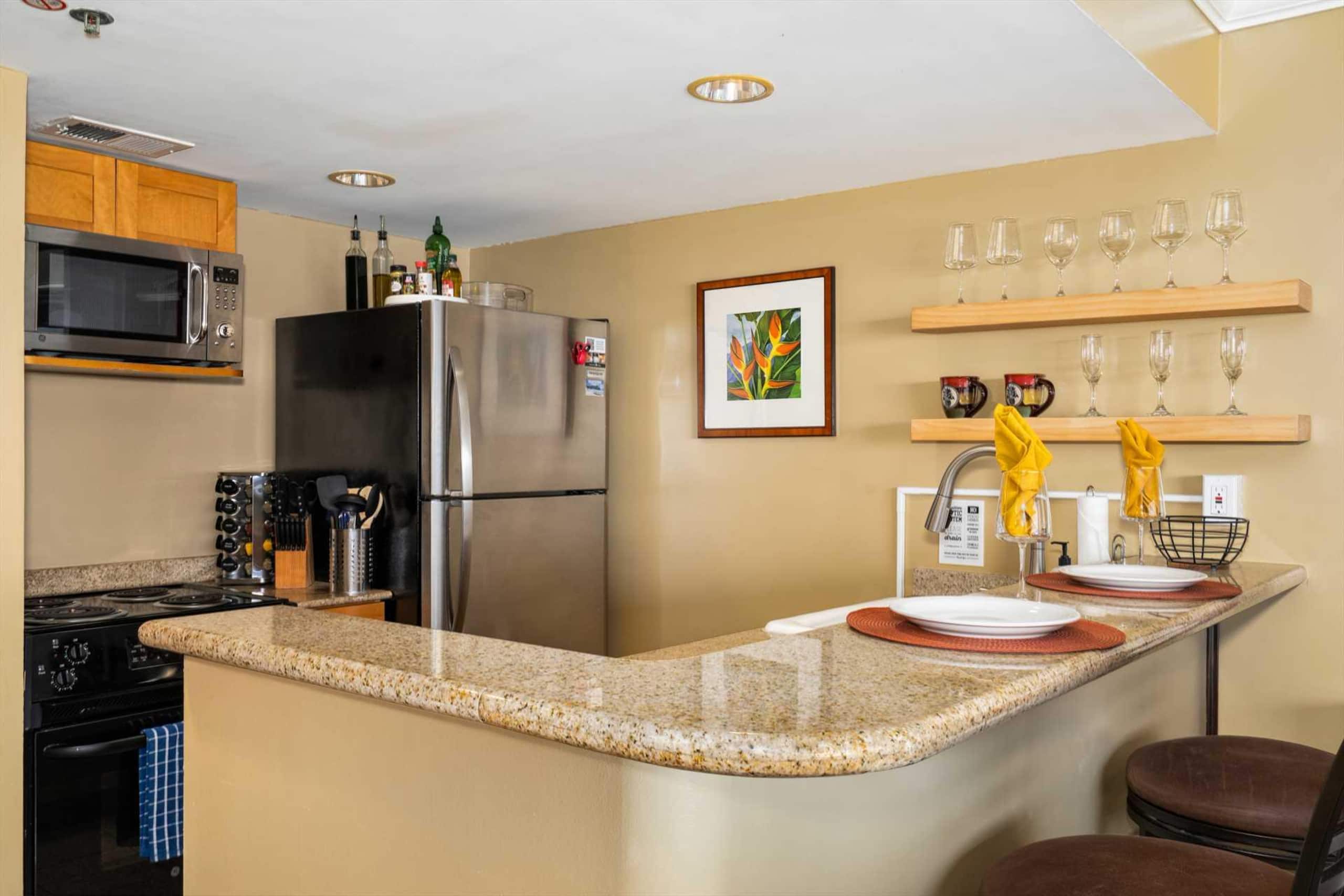 Condo in Honolulu · ★4.88 · 1 bedroom · 2 beds · 1 private bath - Image 19