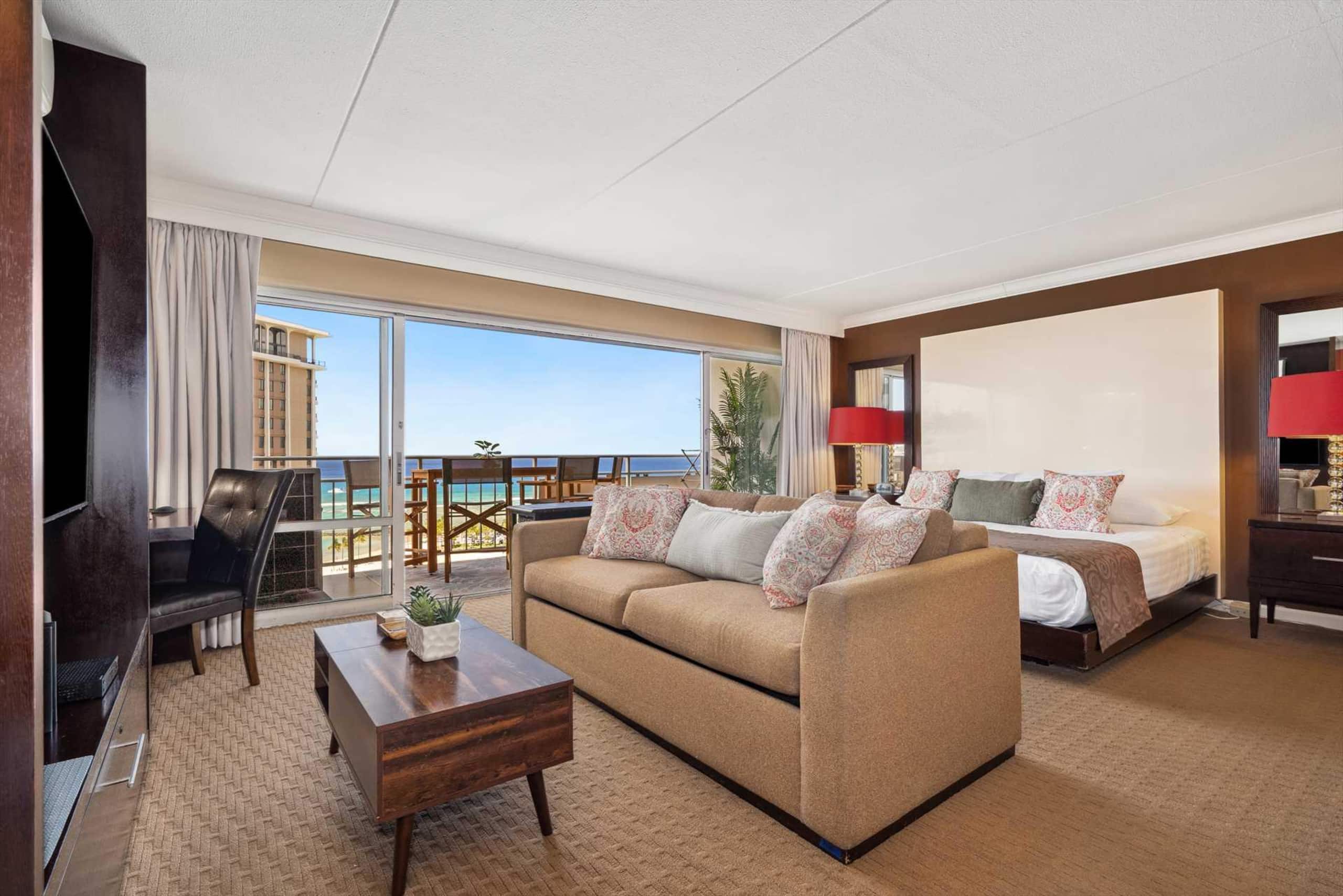 Condo in Honolulu · ★4.88 · 1 bedroom · 2 beds · 1 private bath - Image 9