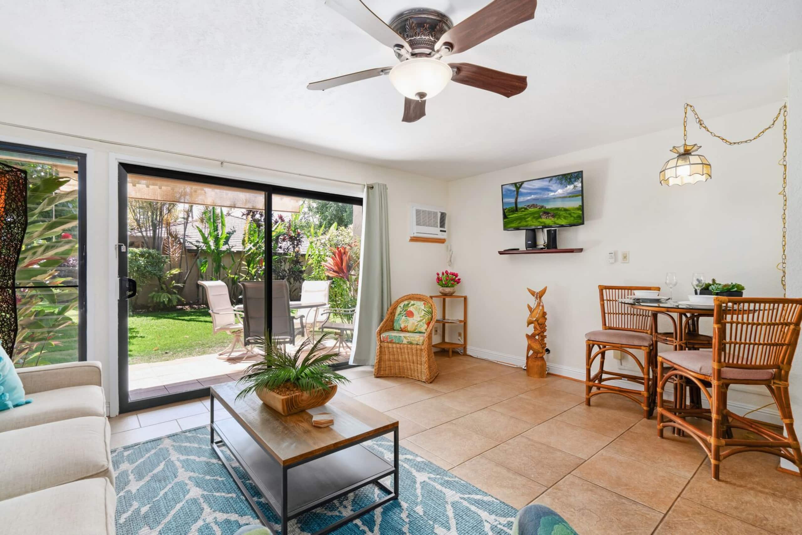 Gorgeous Remodeled Condo - Image 12