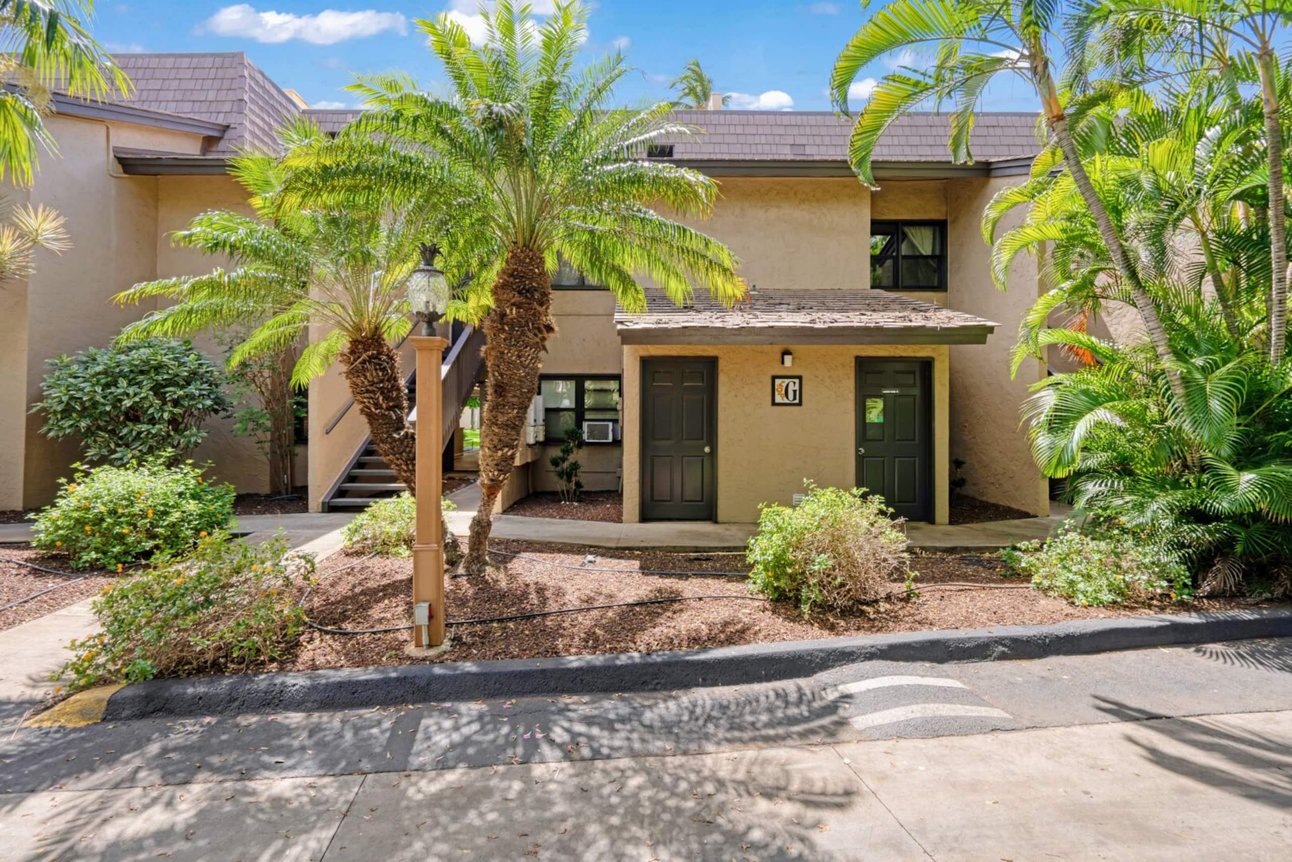 Gorgeous Remodeled Condo - Image 18