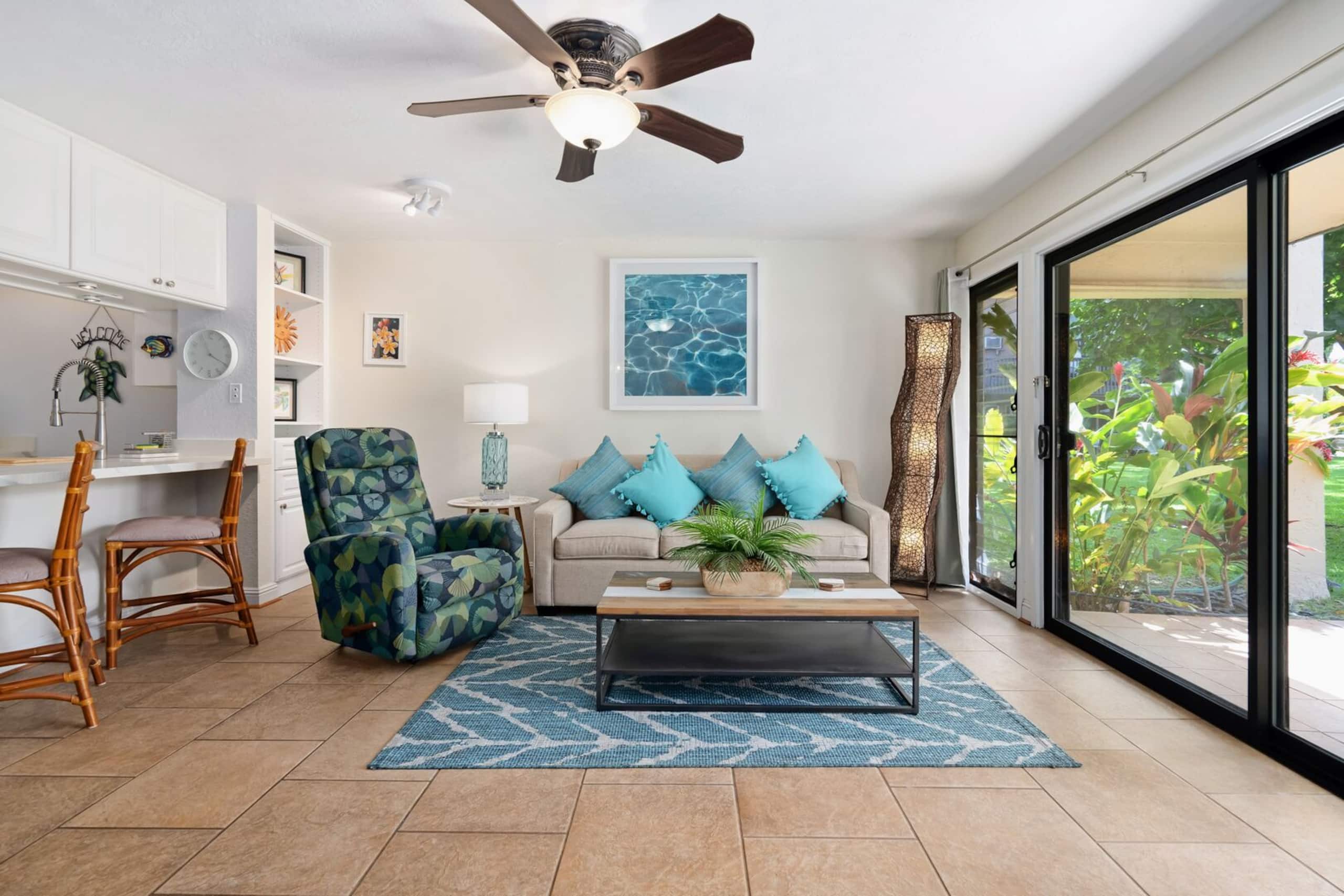 Gorgeous Remodeled Condo - Image 11