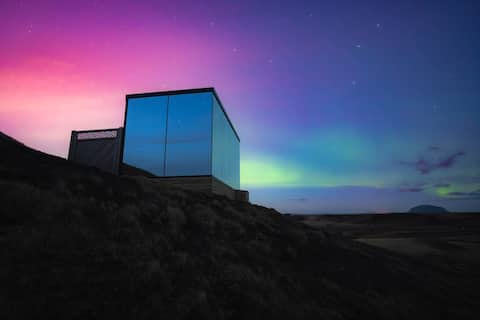 Glacial Glass Cabin