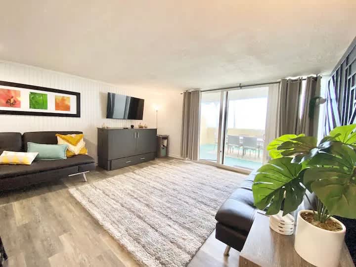 Top performing Airbnb: Beachfront Condo with Stunning Views in Punaluu