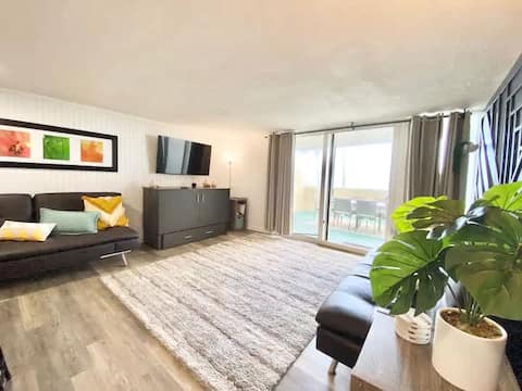 Top performing Airbnb: Beachfront Condo with Stunning Views in Punaluu
