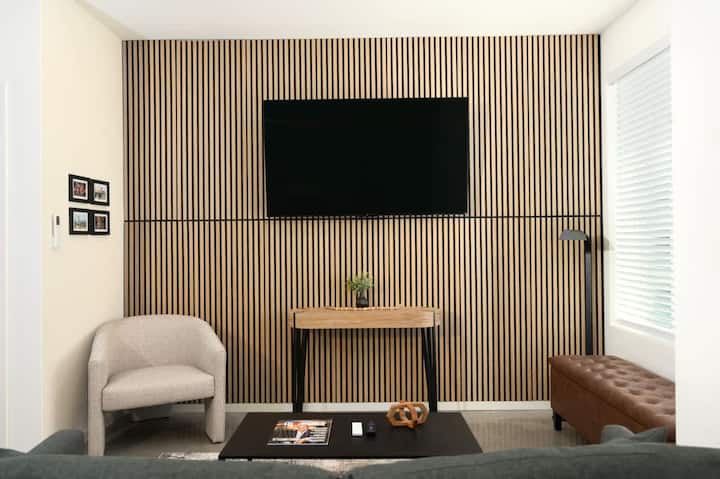 Modern Condo Lux | Fast Wi-fi + Free Parking - Knoxville, TN