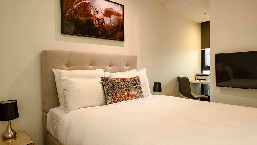 Jacques Foundry gallery image 3