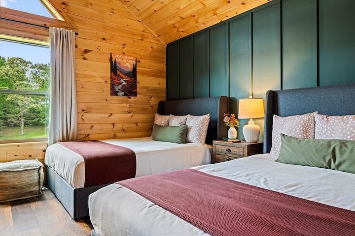 Спалня с двойно легло