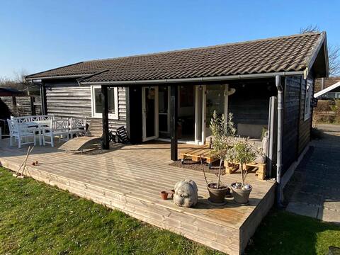 Lovely house with sea view and large terrace