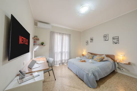 Lory House - Lory House