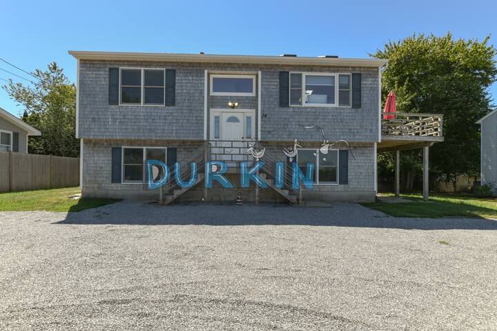 Durkin Cottage Realty managed Airbnb listing 1