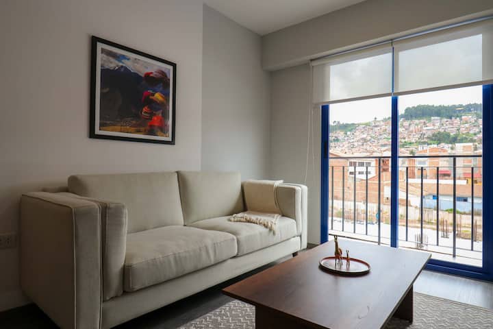 w* | Modern 2BR in Historic Cusco w/ Balcony
