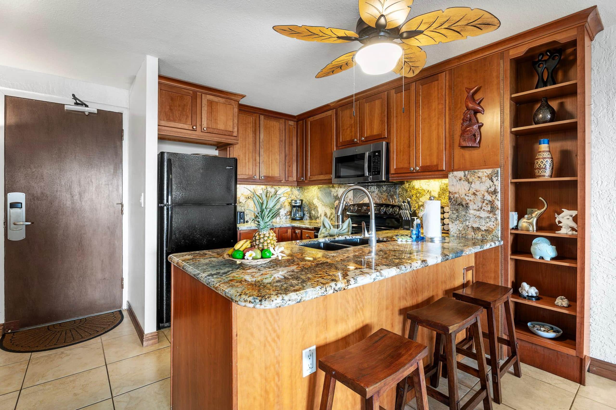 Condo in Kailua-Kona · ★4.86 · 2 bedrooms · 3 beds · 2 private baths - Image 21