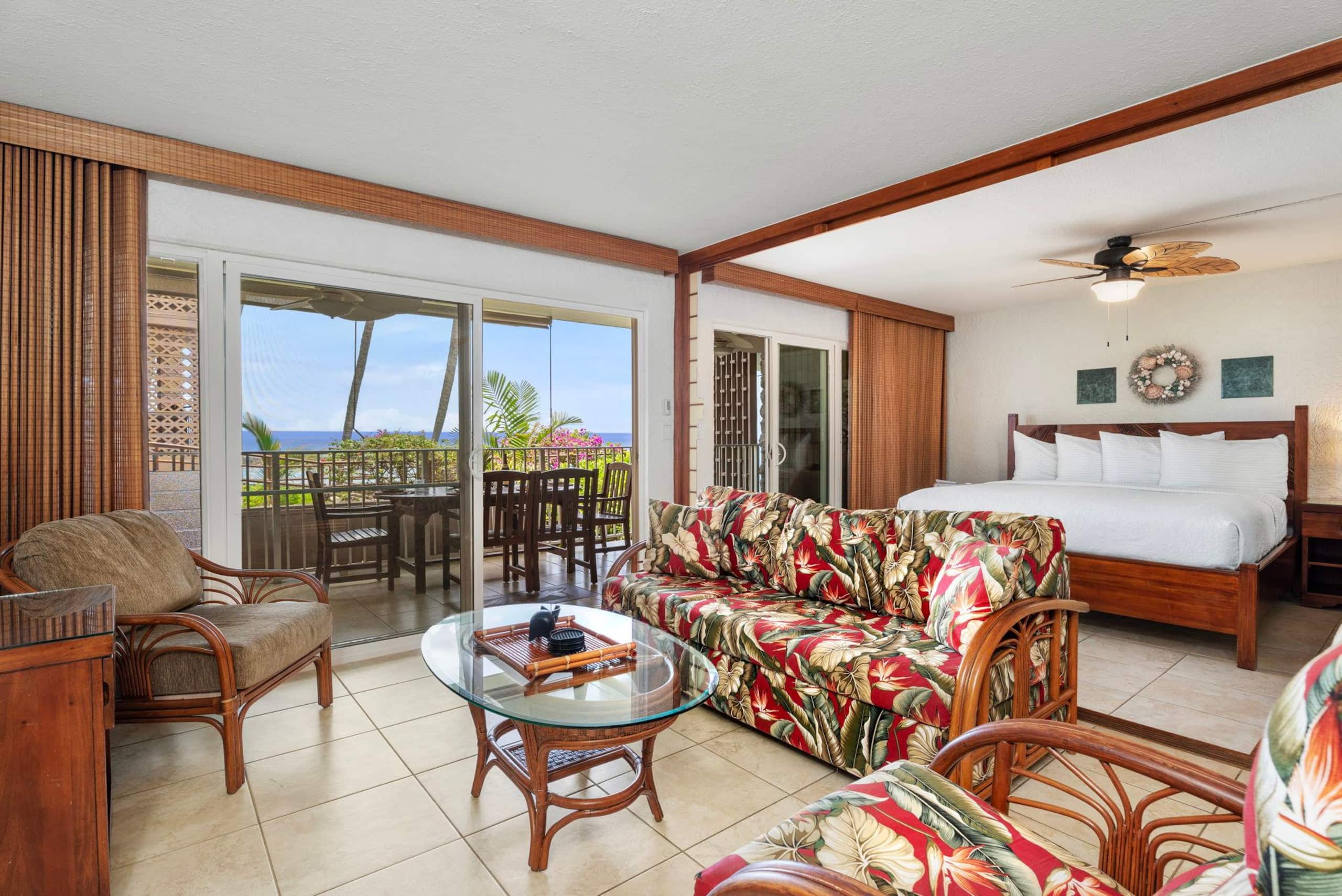 Condo in Kailua-Kona · ★4.86 · 2 bedrooms · 3 beds · 2 private baths - Image 14
