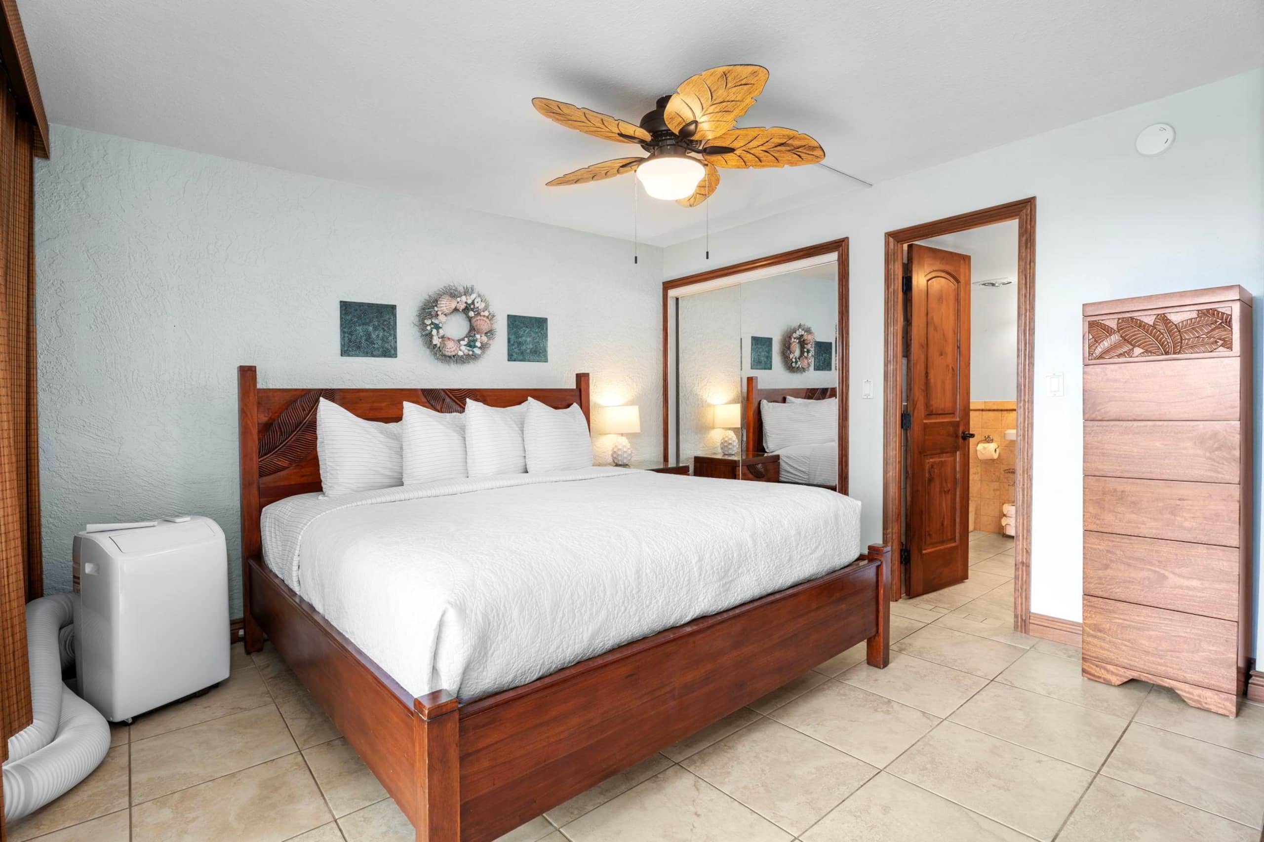Condo in Kailua-Kona · ★4.86 · 2 bedrooms · 3 beds · 2 private baths - Image 46