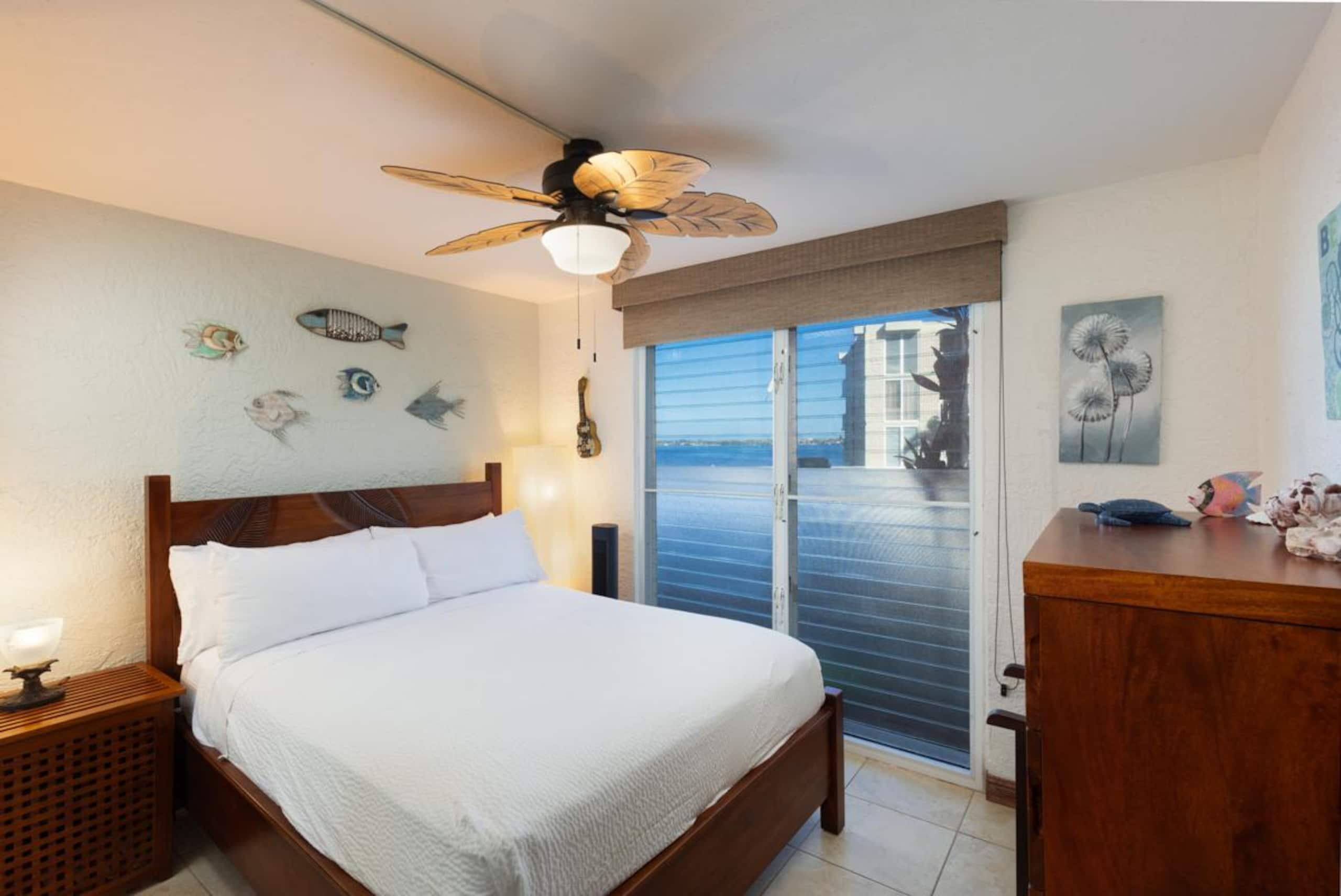 Condo in Kailua-Kona · ★4.86 · 2 bedrooms · 3 beds · 2 private baths - Image 30