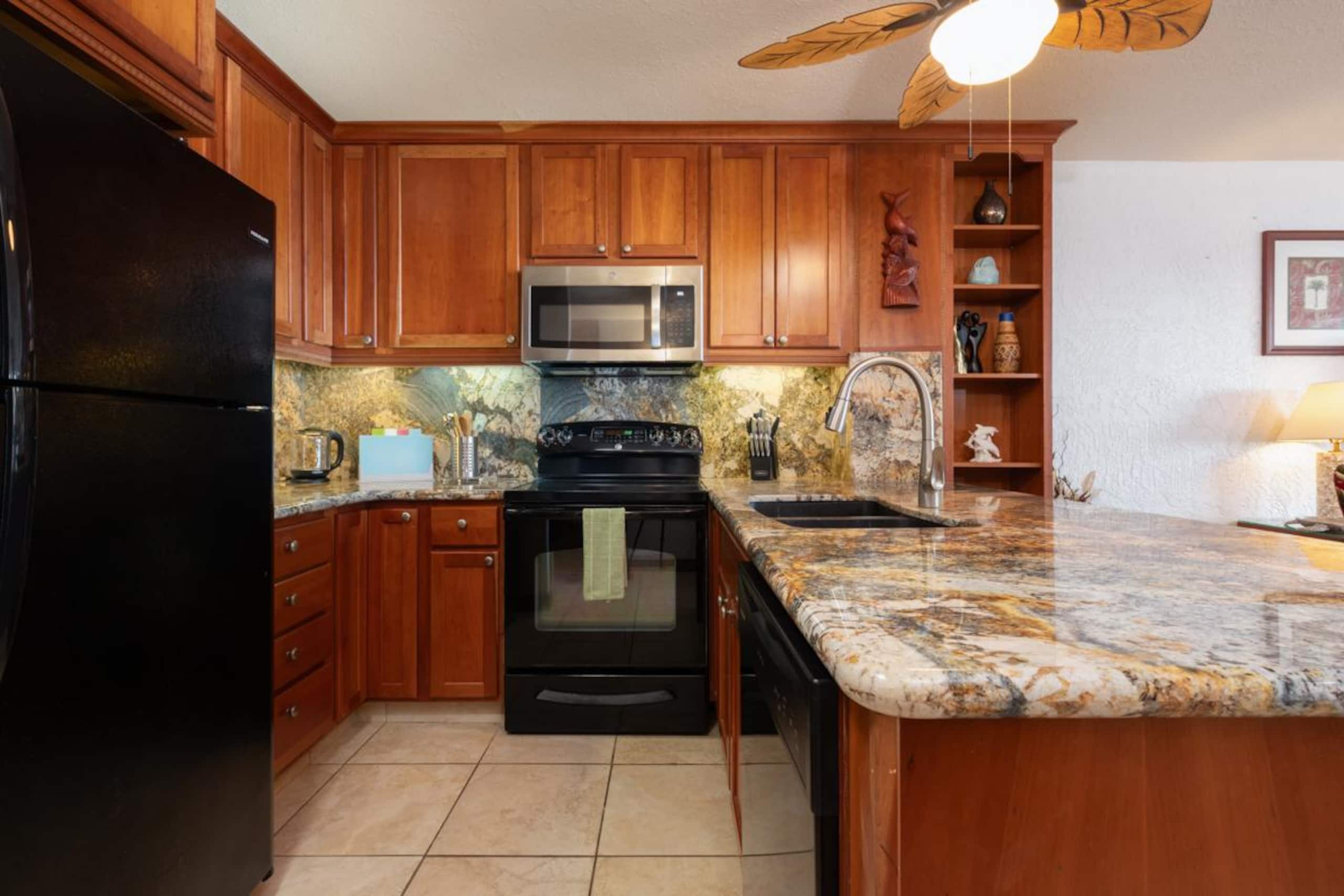 Condo in Kailua-Kona · ★4.86 · 2 bedrooms · 3 beds · 2 private baths - Image 17