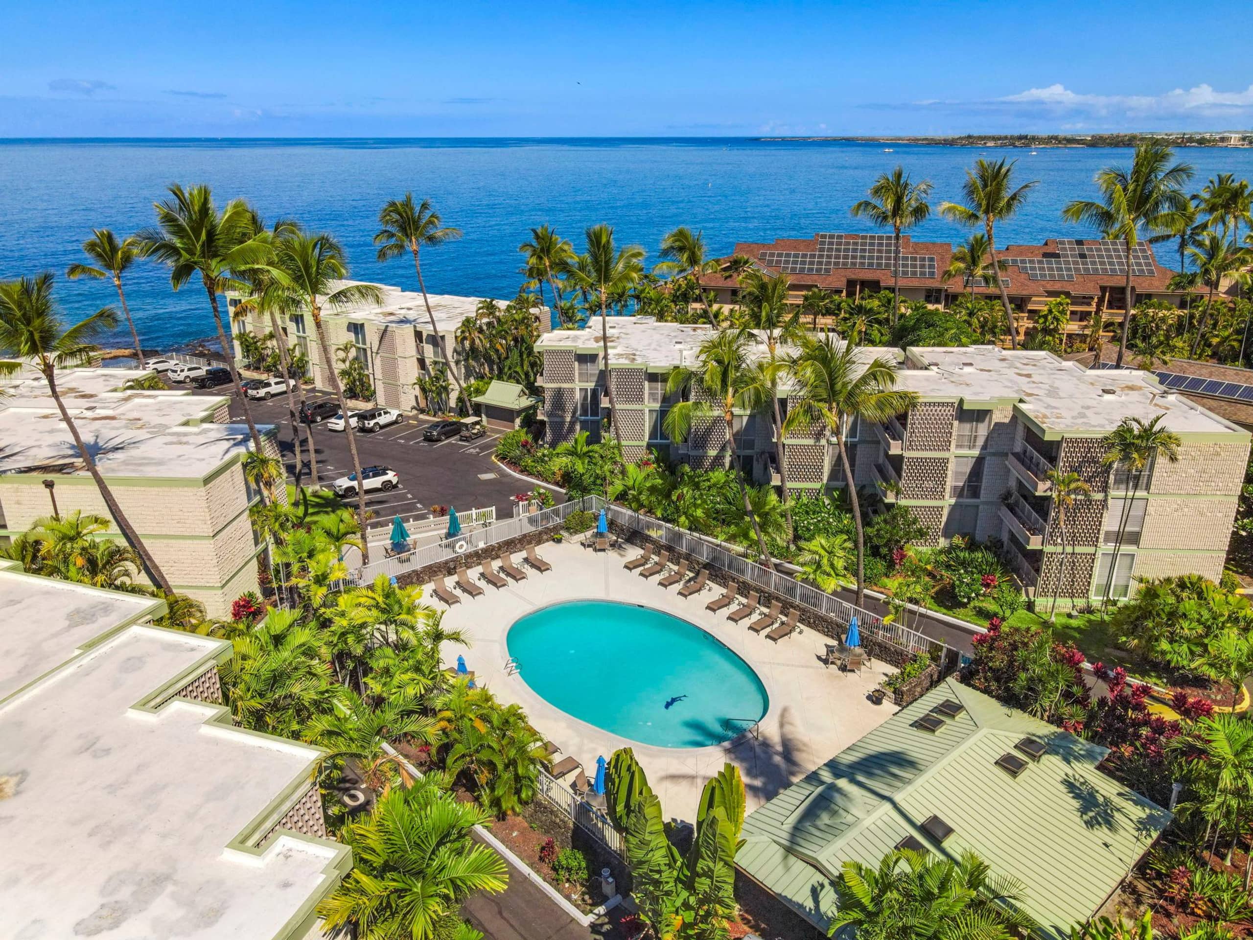 Condo in Kailua-Kona · ★4.86 · 2 bedrooms · 3 beds · 2 private baths - Image 61