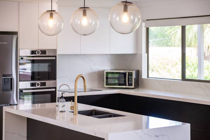 5 Lake Vista gallery image 2